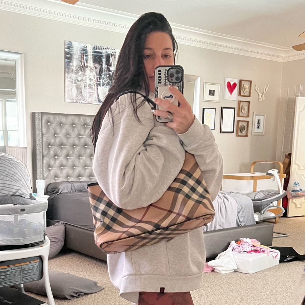 Burberry Purse - Picture 3 of 5